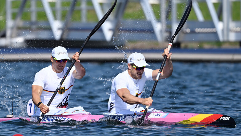 Max Rendschmidt und Tom Liebscher-Lucz (hinten im Boot) stehen im K2 am Freitag im Halbfinale.