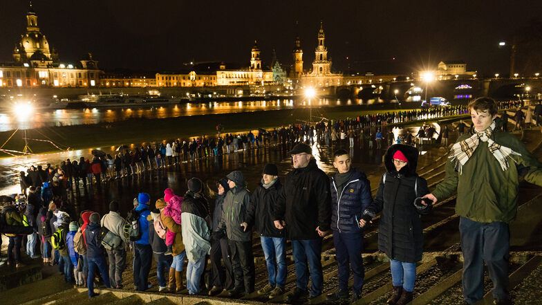 Gedenken an Krieg und Zerstörung: Fast 100 Aktionen zum 13. Februar in Dresden angemeldet