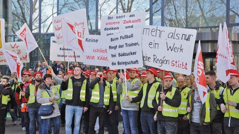  Auch Demos von Mitarbeitern vor der entscheidenden Aufsichtsratssitzung am Montag im Mannheim konnten das nicht abwenden.