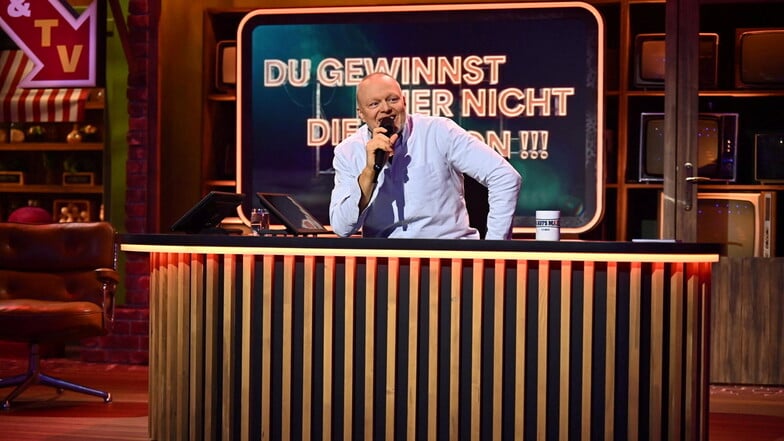 Stefan Raab hat am Mittwochabend erstmals seine neue wöchentliche Unterhaltungsshow präsentiert.