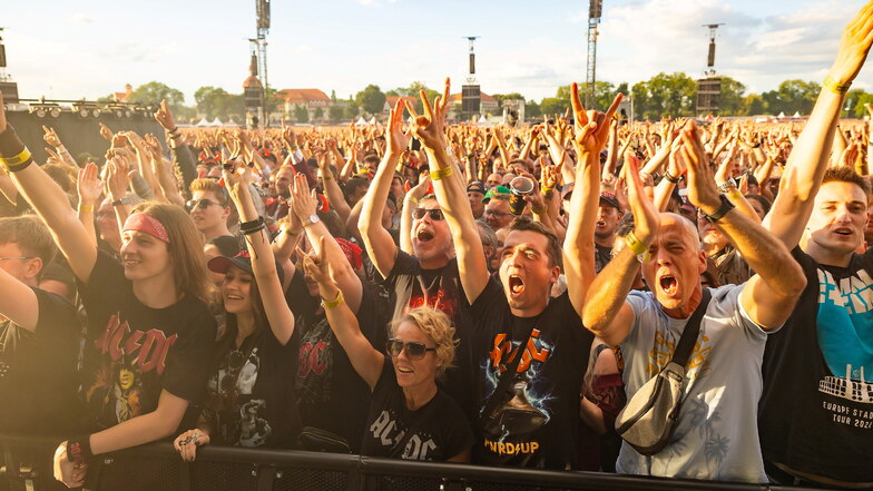 Großer Jubel at AC/DC-Konzert in the Dresdner Rinne.