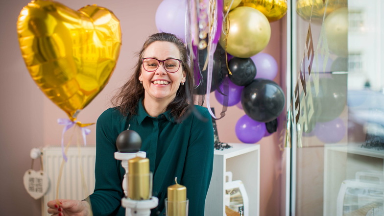 Hochzeitsplanerin Doreen Körner eröffnete im vergangenen Herbst ihren eigenen Laden. Vom Lockdown lässt sie sich die Laune nicht vermiesen.