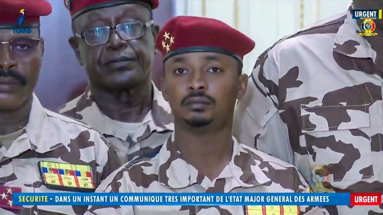 Nach dem überraschenden Tod von Staatschef Idriss Déby Itno (68) hat die Militärelite des zentralafrikanischen Tschads blitzschnell reagiert und Débys Sohn Mahamat zum Nachfolger ernannt.