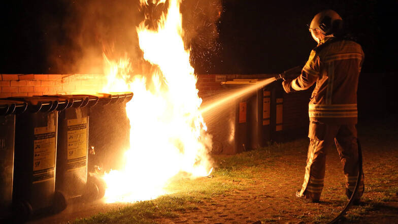 Nachbar verhindert Brand-Ausbreitung in Waltersdorf