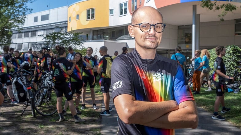 Um anderen kleinen Patienten Mut zu machen, fährt Christian Bidmon seit Jahren immer wieder bei der Regenbogenfahrt.