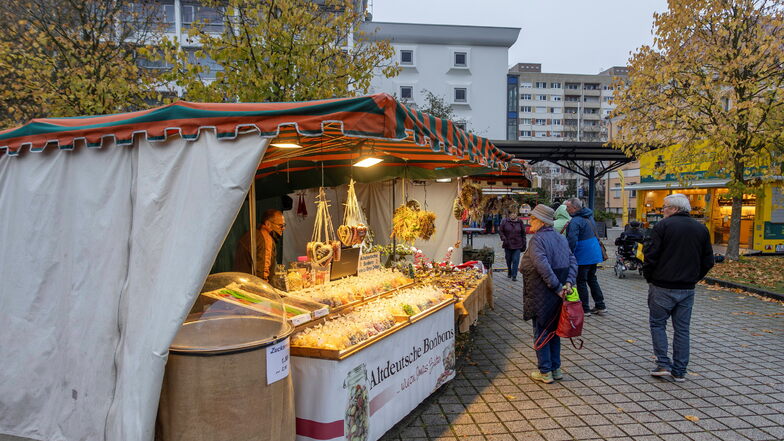 Der Adventsmarkt am Riesenhügel findet, wie auch in den Jahren zuvor am 11. November und noch vor dem Totensonntag statt. Nicht allen gefällt das.