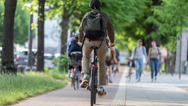 Kinderfahrräder, Rennräder, Trekkingbikes - jetzt zum Sommer-Schnäppchenpreis bei Fahrrad XXL zuschlagen!