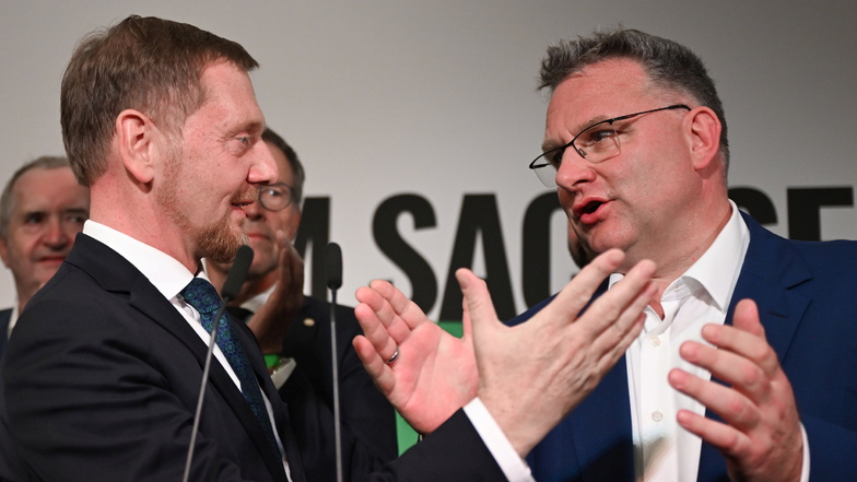 Christian Hartmann (r.) hat für die CDU das Direktmandat im Dresdner Norden geholt. Auch Michael Kretschmer (CDU), amtierender Ministerpräsident von Sachsen und Spitzenkandidat, kann aufatmen - er hat sein Direktmandat in Görlitz mit fast acht Prozentpunk