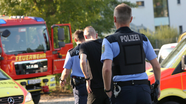 Ein Streit eskalierte am Montagnachmittag im Geibeltbad in Pirna. Es gab mehrere Verletzte.
