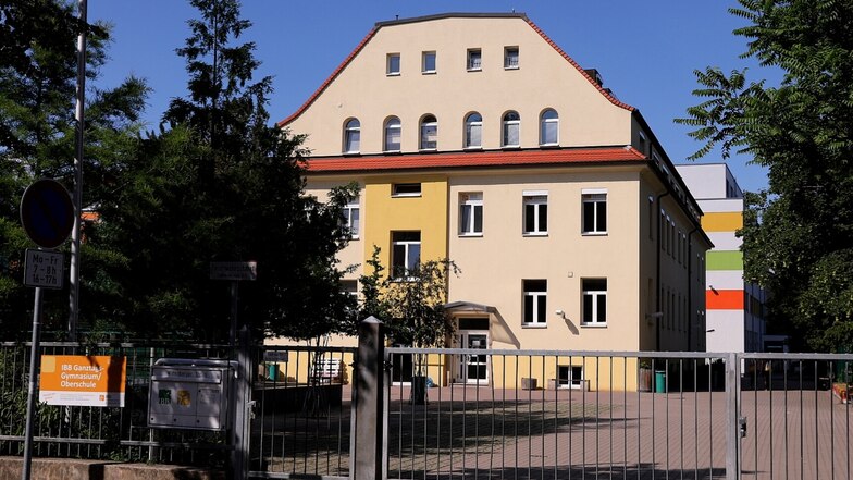 Blick auf die IBB-Schule in Dresden.