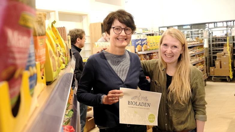 Ulrike Jainta-Schulze (links) und Lisann Maasberg vom neuen Bioladen "Gute Luise" in der Neugasse. Am 17. März ist Eröffnung.