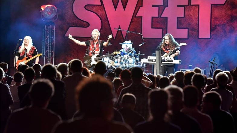 Der Schlagzeuger Bruce Bisland und Gitarrist Andy Scott (l.) gehören zu den Gründungsmitgliedern von Sweet.