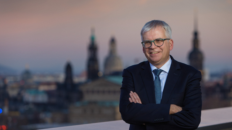 Hartmut Vorjohann ist Finanzminister, deshalb braucht die Stadt einen neuen Bildungsbürgermeister.