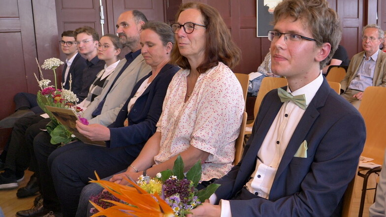 Als "Franziskaner des Jahres 2021" ist Arndt Magnus Winkler (r.) gekürt und ausgezeichnet worden.