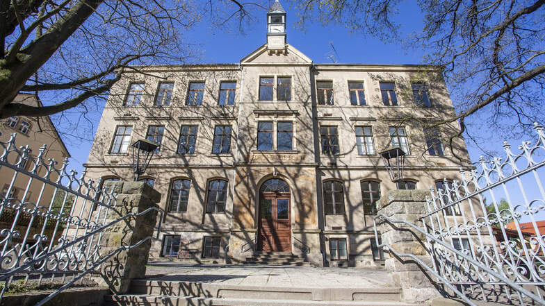 Kleinnaundorfs ehemalige Schule soll Vereinshaus mit Heimatmuseum werden..