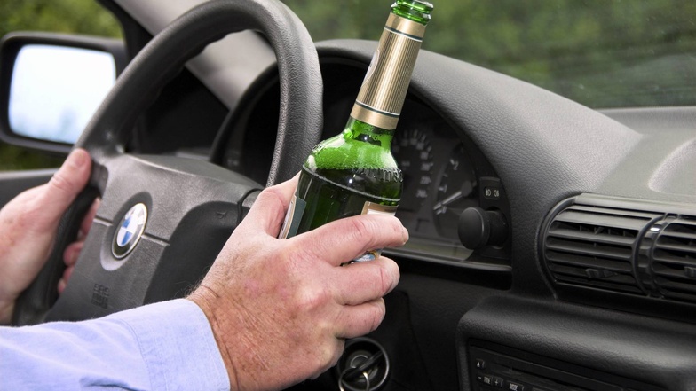 Wer alkoholisiert Auto fahren will, kann das in einem Neuwagen bald nicht mehr.