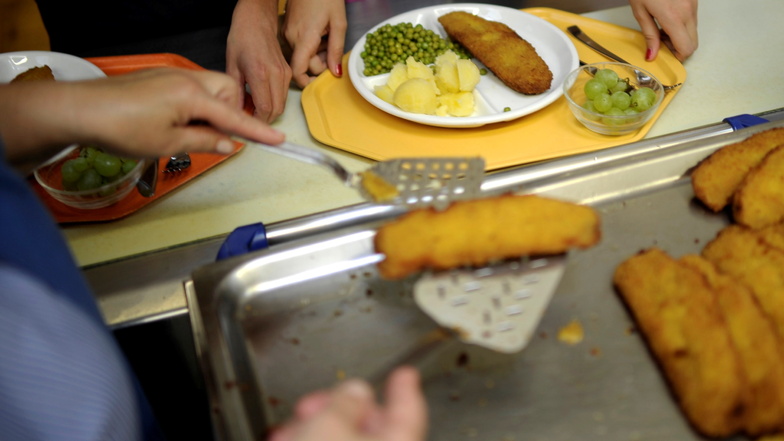 Einige Schulen in Bautzen werden künftig von anderen Essensanbietern beliefert als bisher.
