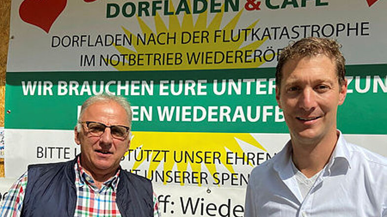 Günter Scheepers (l.) und Jochen Emonds in Vicht organisieren seither mit Mitstreitern die Bürger-Selbsthilfe.
