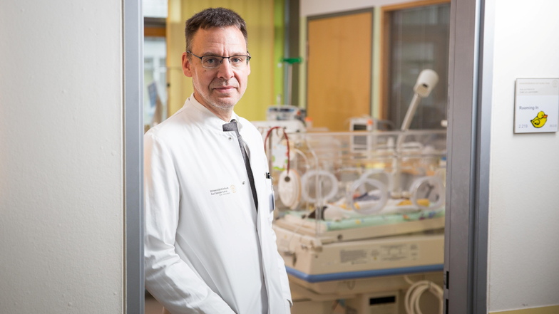 Prof. Dr. Mario Rüdiger hilft Eltern und ihren Kindern, die zu früh ins Leben gestartet sind.