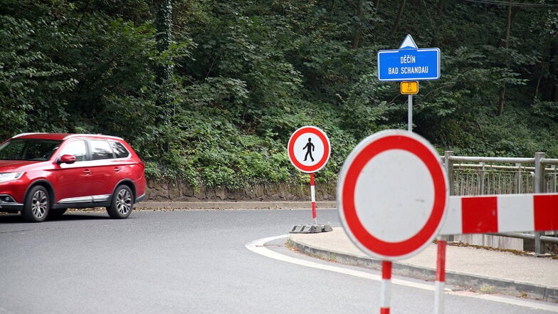 Felssturzgefahr gebannt: Die Straßensperrung in Hřensko soll am 6. September wieder aufgehoben werden.