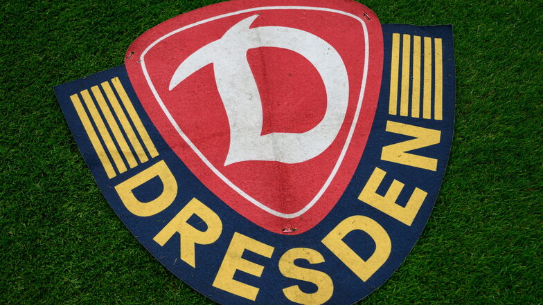Dynamo Dresden sucht weiter einen neuen Sportchef. Ein Kandidat wurde nun von seinem Arbeitgeber entlassen.