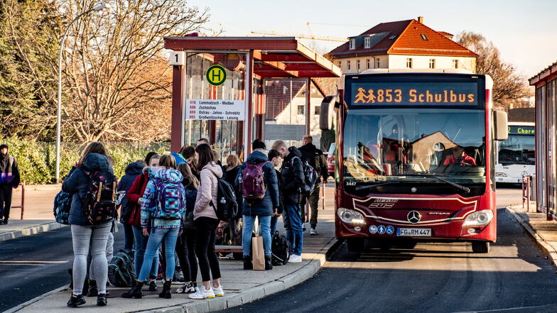 Beschließt der Zweckverband Verkehrsverbund Mittelsachsen die Abschaffung des Schülerverbundtickets, wird die Fahrt mit dem dafür angebotenen Bildungsticket für tausende Schüler teurer.