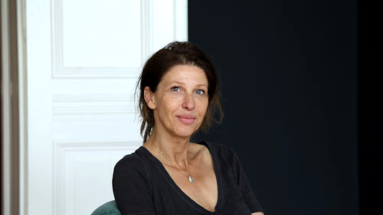 Amina Gusner inszeniert das neue Stück "Offene Zweierbeziehung" am Zittauer Theater.