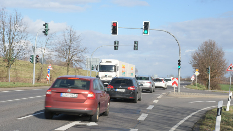 In den nächsten Wochen wird die B 169 in zwei Abschnitten gesperrt. Die Kreuzung am Gewerbegebiet Mockritz ist im zweiten Abschnitt dran.