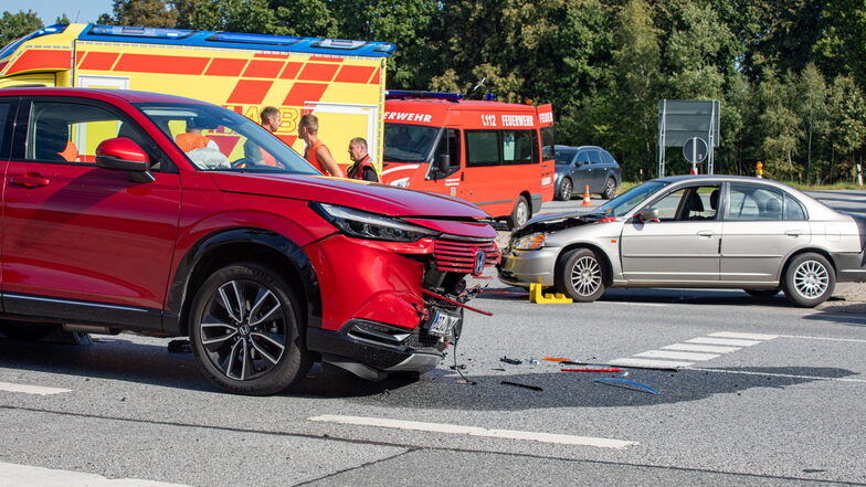 Fünf Verletzte bei Unfall in Oberottendorf