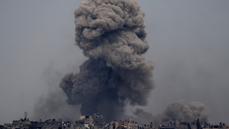 Krieg in Nahost: 42 Tote nach Luftangriff in Syrien