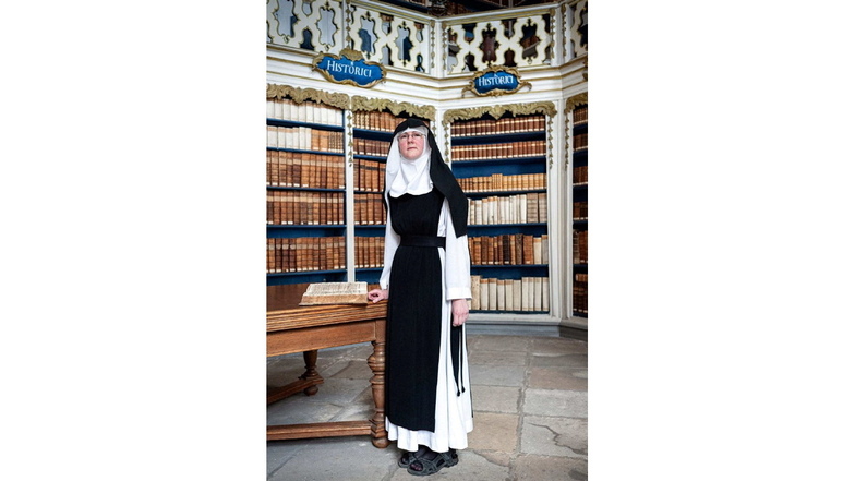 Schwester Anne aus dem Kloster St. Marienthal.