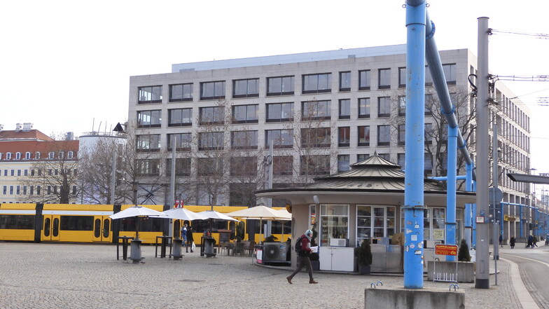 In diesem Haus am Postplatz hat der Softwarekonzern SAP rund 500 Arbeitsplätze. Bis 2007 stand dort der "Fresswürfel".