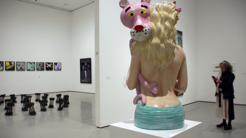 Die Skulptur "Pink Panther" von Jeff Koons steht im Museum of Modern Art. Das MoMA gehört zu den renommiertesten Kunstmuseen der Welt und zu den größten Touristen-Attraktionen New Yorks. 