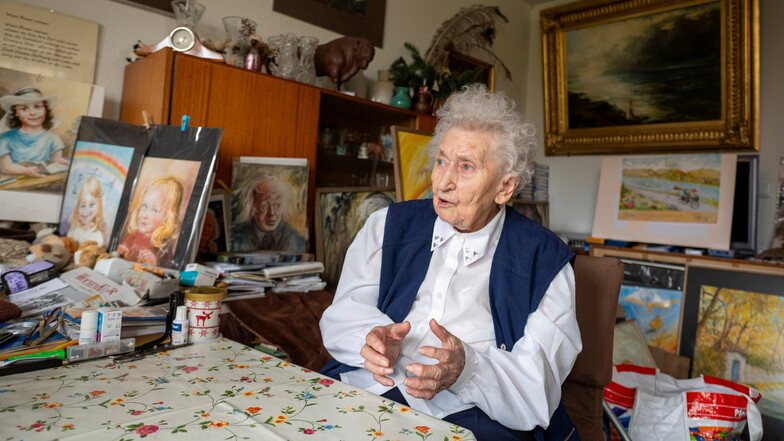 Mit 97 immer noch dabei: Künstlerin freut sich auf ihren 45. Grafikmarkt in Radebeul