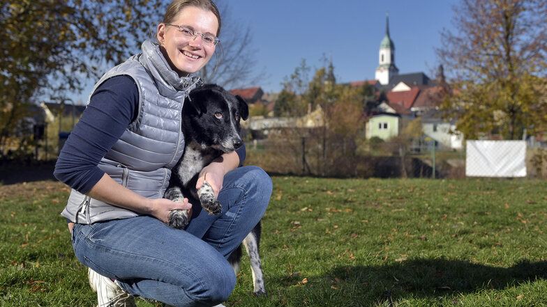 Katrin Stenker ist Patin für den Roßweiner Hundespielplatz. Jetzt will sie auch in den Stadtrat.