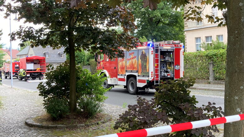 Großeinsatz nach ABC-Alarm in Ebersbach beendet
