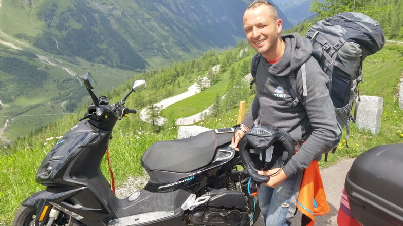 Der geliebte Roller, mit dem Tobias Meißner 2017 eine große Spenden-Rundfahrt durch Europa unternommen hat, wurde kürzlich gestohlen.