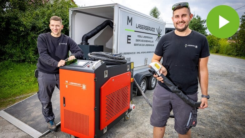 Ihre Geschäftsidee ist international gefragt: Domenic Mühle (li.) und Eric Erler aus der Sächsischen Schweiz haben sich auf die Laserreinigung spezialisiert.