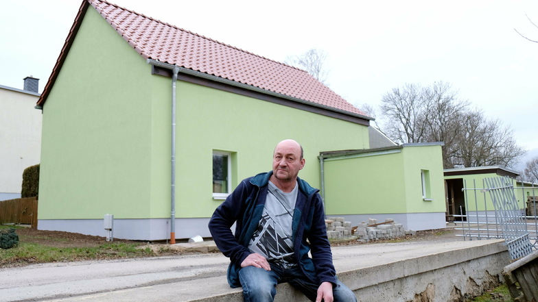Harry Felber, Vereinsvorsitzender des Kegelsportvereines in Ziegenhain, ist glücklich: Die energetische Sanierung des Vereinsheimes ist fast abgeschlossen.