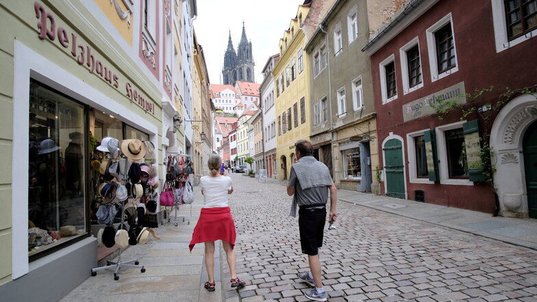 Sachsen will wieder Leben in die Einkaufsstraßen und Innenstädte bringen – so wie in der Burgstraße in Meißen.