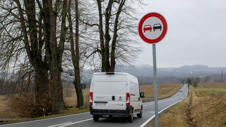 Sächsische Schweiz: Gerade Strecke, aber Überholverbot