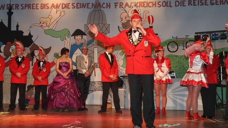 Die Auftaktveranstaltung der Friedersdorfer Karneval Klubs war in der Turnhalle Friederdorf am 11.11.Bernd Gärtner