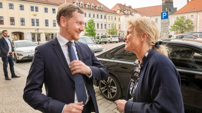 Und plötzlich steht Sachsens Ministerpräsident im Großenhainer Supermarkt