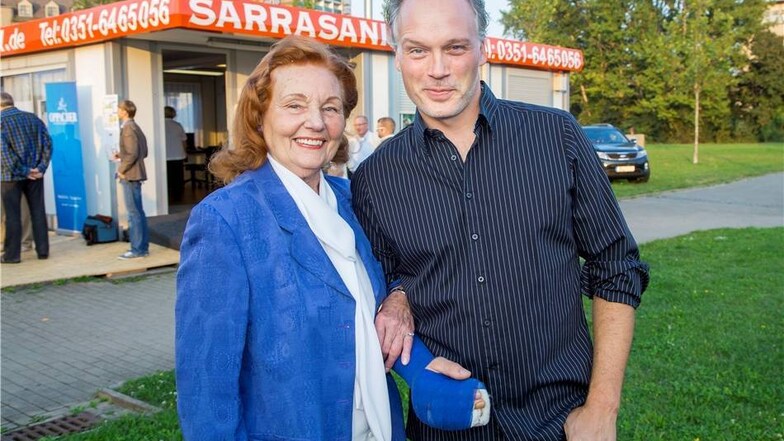 André Sarrasani und seine Mutter Ingrid Stosch-Sarrasani (81).