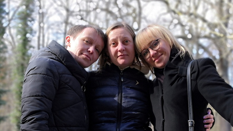 Inna, Anja und Valeriya, die schon länger in Deutschland lebt, zusammen in Bad Muskau.