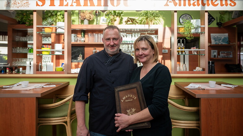 Dirk und Anja Kretschmer betreiben das Steakhouse "Amadeus" im Görlitzer Stadtteil Rauschwalde. Sie ärgern sich regelmäßig über Gäste, die ihre Tischreservierungen nicht wahrnehmen.