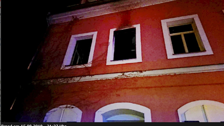 Die Wohnung in der Leipziger Straße brannte völlig aus, war sieben Monate unbewohnbar.