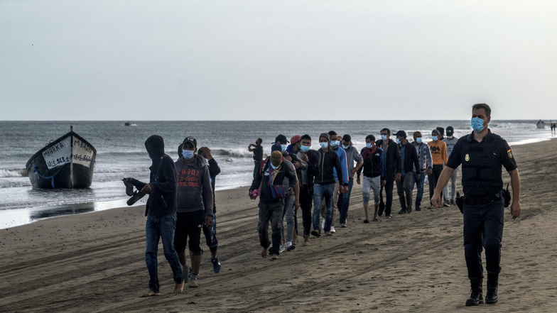 Über 2.200 Migranten erreichen die Kanaren