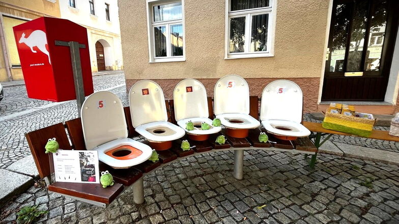 Optik Johne punktete mit einer witzigen Toilettenbrillen-Aktion auf dem Saumarkt.