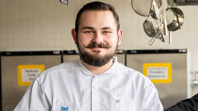 Franz Nestler ist Gastronom, vor einem Jahr trafen wir ihn zum Foto noch als Koch-Azubi im zweiten Lehrjahr im Beruflichen Schulzentrum in Görlitz an.